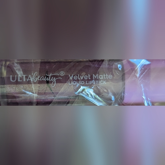 NWT Ulta Beauty beauty bag with 9 piece set: full size multitasking mascara mini - Picture 8 of 15